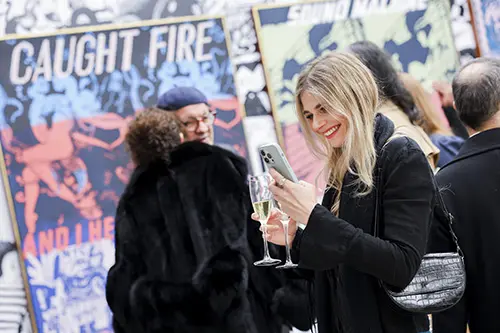 Saatchi Lates