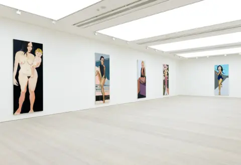 Saatchi Gallery