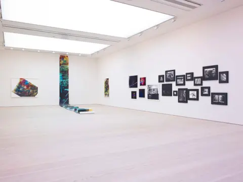 Saatchi Gallery