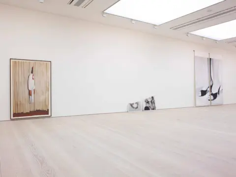 Saatchi Gallery
