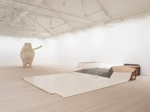 Saatchi Gallery