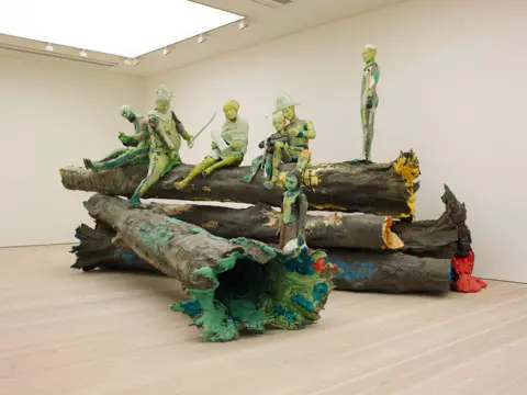 Saatchi Gallery