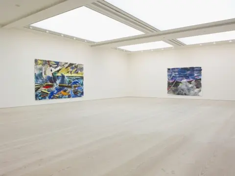 Saatchi Gallery